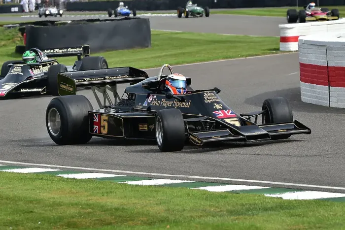 Rights Managed : CM35 1531 Johnny Herbert, Lotus-Cosworth 77 Rights Managed : CM35 1531 Johnny Herbert, Lotus-Cosworth 77