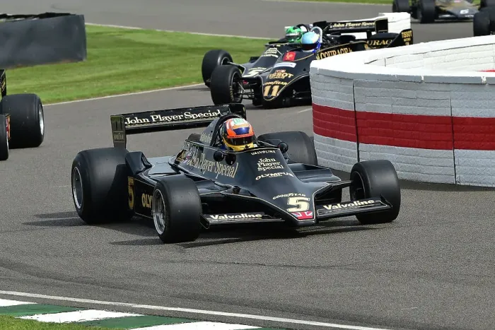 Rights Managed : CM35 1600 Karun Chandhok, Lotus-Cosworth 79 Rights Managed : CM35 1600 Karun Chandhok, Lotus-Cosworth 79