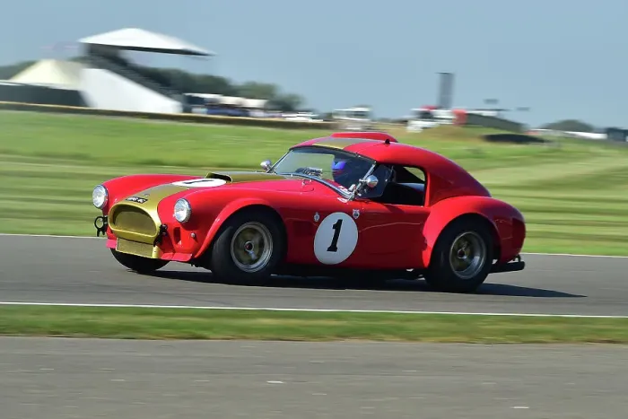 Rights Managed : CM35 2283 Oliver Bryant, Marino Franchitti, AC Cobra