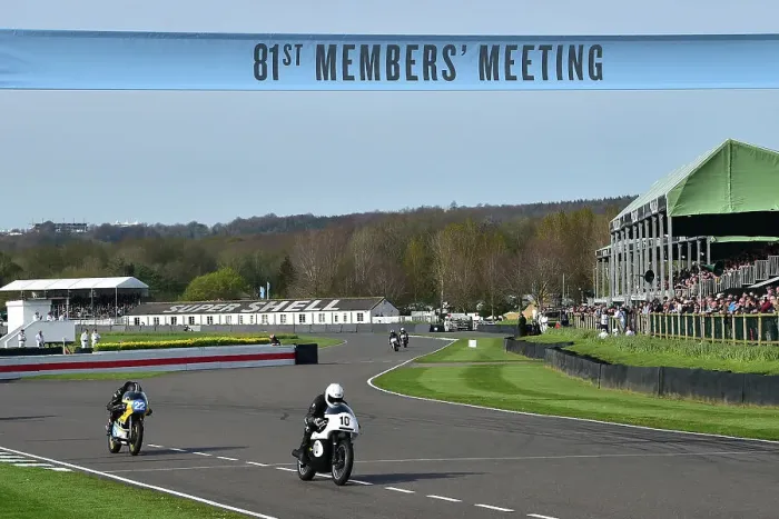 Rights Managed : CM35 3446 Jon Good, Rob North Triumph Rights Managed : CM35 3446 Jon Good, Rob North Triumph