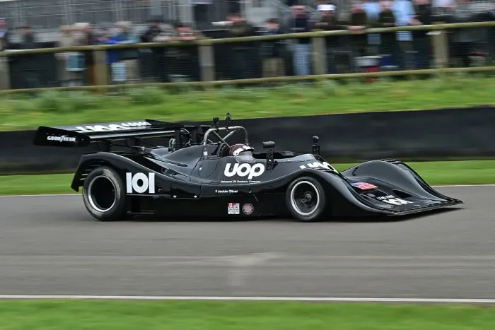 Rights Managed : CM35 4420 Jackie Oliver, Shadow DN4 Rights Managed : CM35 4420 Jackie Oliver, Shadow DN4