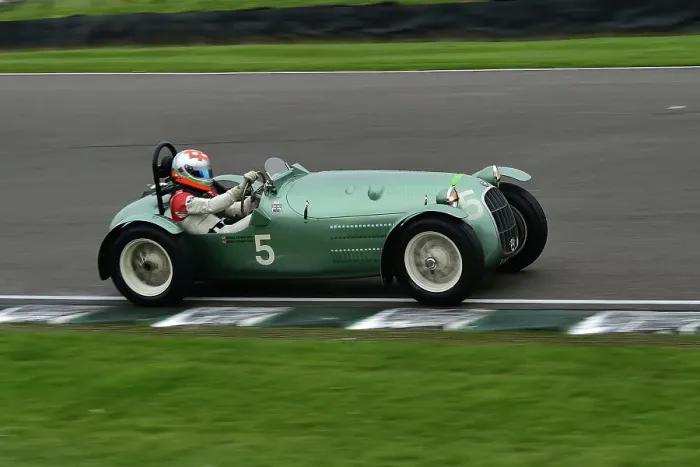 Rights Managed : CM35 4750 Bobby Verdon-Roe, HWM-Jaguar