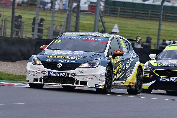 CM35 4851 Mikey Doble, Vauxhall Astra, Evans Halshaw Power Maxed Racing