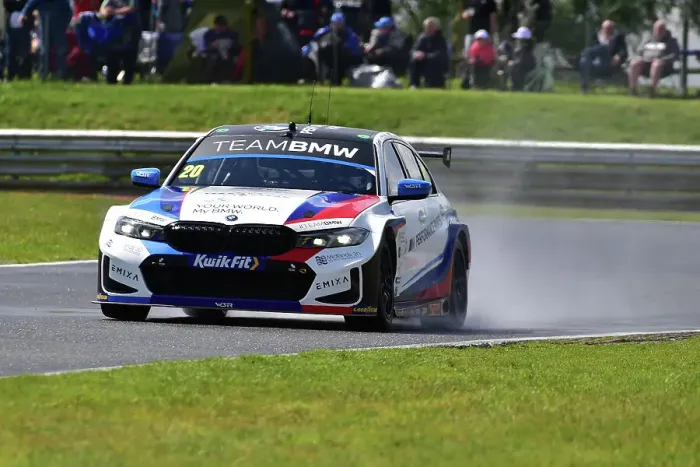 Framed Print : CM35 6339 Colin Turkington, BMW 330e M Sport, Team BMW