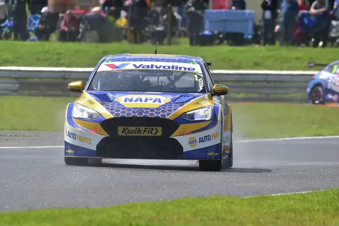Framed Print : CM35 6344 Ashley Sutton, Ford Focus ST, NAPA Racing UK Framed Print : CM35 6344 Ashley Sutton, Ford Focus ST, NAPA Racing UK