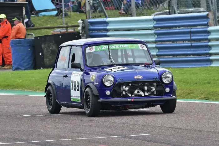 Framed Print : CM35 7474 Rob Perry, Mini7S Framed Print : CM35 7474 Rob Perry, Mini7S