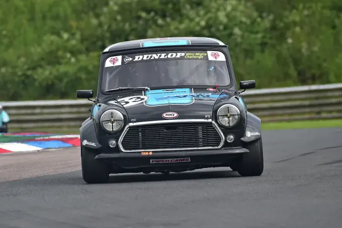 Framed Print : CM35 8234 Jody Lees, Mini Miglia Framed Print : CM35 8234 Jody Lees, Mini Miglia