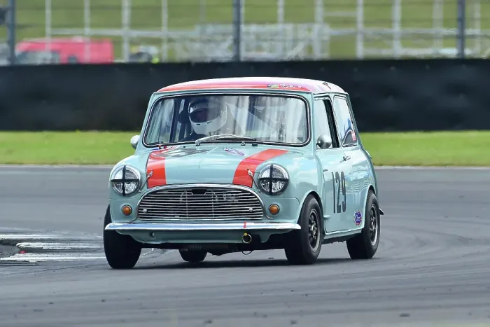 Framed Print : CM35 8689 Richard Parsons, Alistair Pugh, Morris Mini Cooper S Framed Print : CM35 8689 Richard Parsons, Alistair Pugh, Morris Mini Cooper S