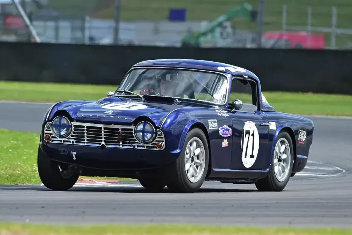 Framed Print : CM35 8725 Allan Ross-Jones, Triumph TR4 Framed Print : CM35 8725 Allan Ross-Jones, Triumph TR4