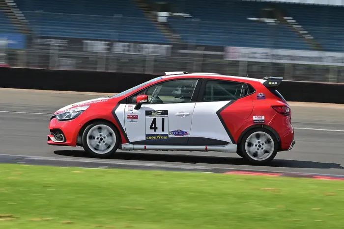 Framed Print : CM35_9233 Jonathan Christie-Rundle, Darren Geeraerts, Renault Clio Cup Gen 4.jpg