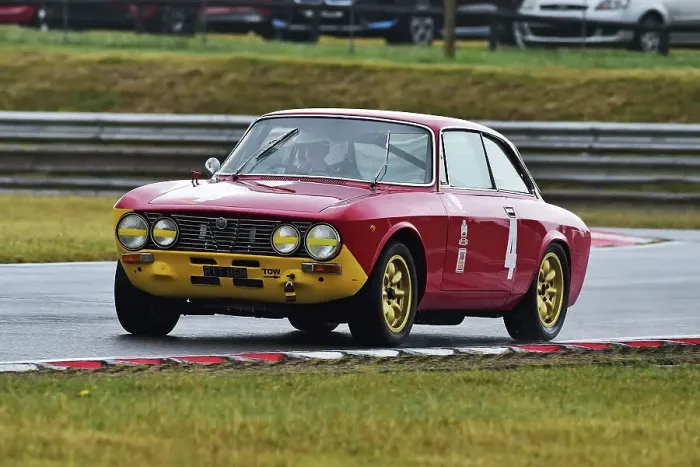 Framed Print : CM35 9279 Ken Rorrison, Alfa Romeo 2000 GTV Framed Print : CM35 9279 Ken Rorrison, Alfa Romeo 2000 GTV