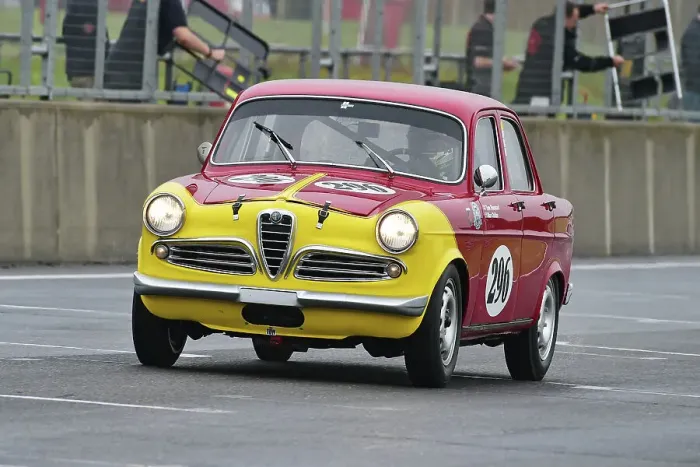 Framed Print : CM35 9437 Tom Shephard, Alfa Romeo Giulietta Ti