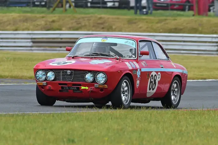 Framed Print : CM35 9523 Jon Wagstaff, Paul Wallis, Alfa Romeo 2000 GTV Framed Print : CM35 9523 Jon Wagstaff, Paul Wallis, Alfa Romeo 2000 GTV
