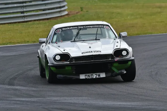 Framed Print : CM35 9560 Guy Connew, Jaguar XJS Framed Print : CM35 9560 Guy Connew, Jaguar XJS