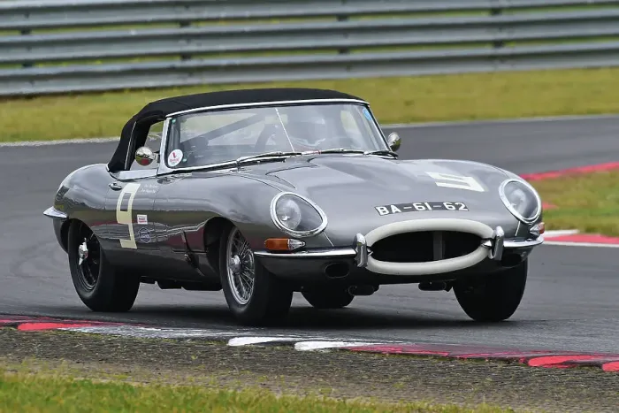 Framed Print : CM35 9640 Marc Gordon, Nick Finburgh, Jaguar E-Type Framed Print : CM35 9640 Marc Gordon, Nick Finburgh, Jaguar E-Type