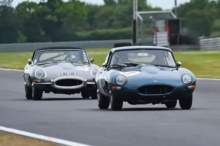 Framed Print : CM35 9649 Nigel Greensall, Matt Walton, Jaguar E-Type, Marc Gordon, Nick Finburgh, Jaguar E-Type Framed Print : CM35 9649 Nigel Greensall, Matt Walton, Jaguar E-Type, Marc Gordon, Nick Finburgh, Jaguar E-Type