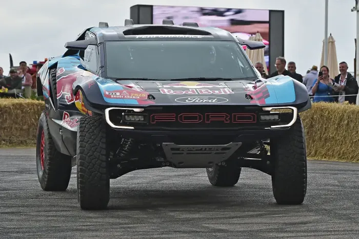 Rights Managed : CM36 0417 Ford Dakar Raptor Rights Managed : CM36 0417 Ford Dakar Raptor
