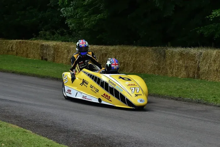 Rights Managed : CM36 0580 Mark Wilkes, Tim Reeves, Adolf RS-Yamaha YZF-R6 Rights Managed : CM36 0580 Mark Wilkes, Tim Reeves, Adolf RS-Yamaha YZF-R6