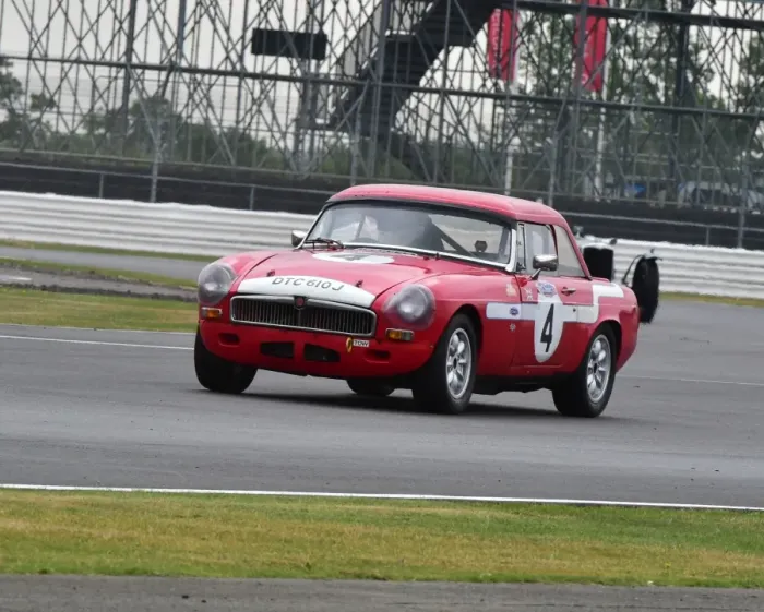 Framed Print : CM4 1690 Paul Atkinson, MGB Roadster, DTC 610 J Framed Print : CM4 1690 Paul Atkinson, MGB Roadster, DTC 610 J