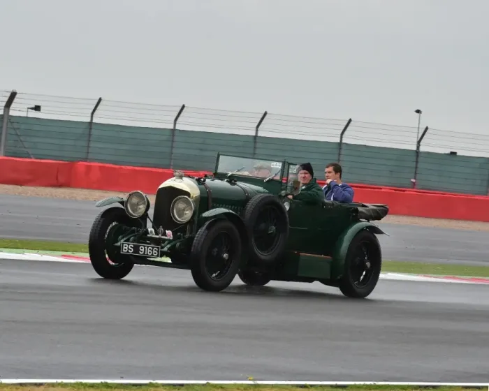 Framed Print : CM4 2018 Bentley, BS 9166