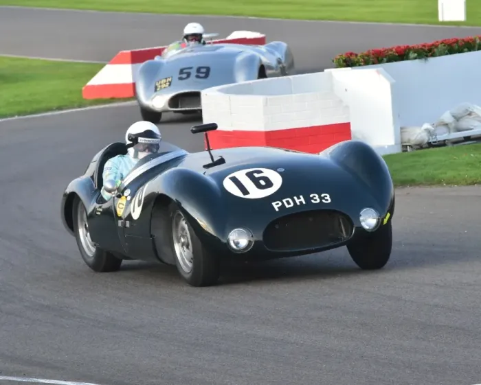 Framed Print : CM4 8780 Robert Newall, Sir David Scholey, Cooper-Jaguar T33, PDH 33 Framed Print : CM4 8780 Robert Newall, Sir David Scholey, Cooper-Jaguar T33, PDH 33