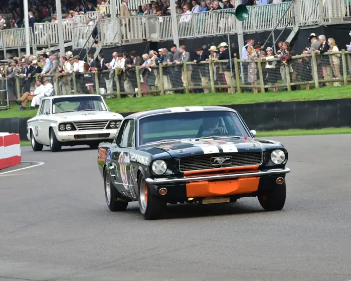 Rights Managed : CM4 9420 Patrick Watts, Steve Soper, Ford Mustang