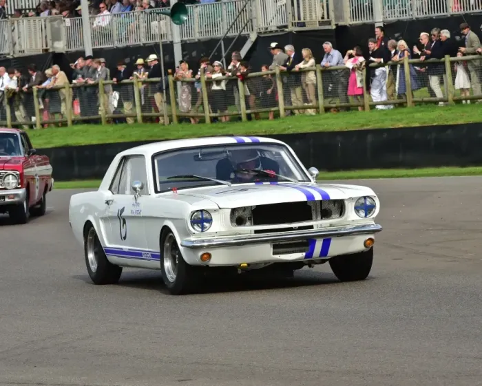 Rights Managed : CM4 9434 Mike Jordan, Andrew Yool, Ford Mustang Rights Managed : CM4 9434 Mike Jordan, Andrew Yool, Ford Mustang