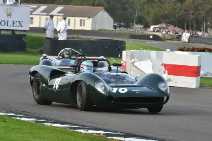Rights Managed : CM4 9889 David Hart, Lola-Chevrolet T70 Mk2 Spyder, Whitsun Trophy Rights Managed : CM4 9889 David Hart, Lola-Chevrolet T70 Mk2 Spyder, Whitsun Trophy