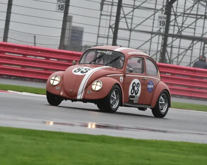 Framed Print : CM5 3852 Ian Brown, Volkswagen Beetle