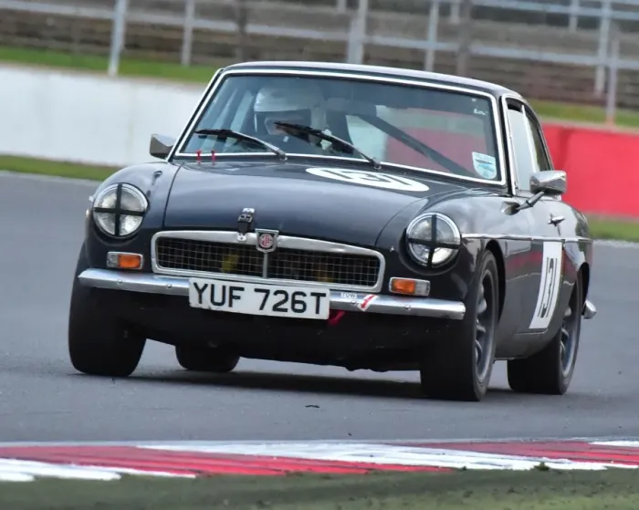 Framed Print : CM5 4958 Mark Bennett, MG B, YUF 726 T Framed Print : CM5 4958 Mark Bennett, MG B, YUF 726 T