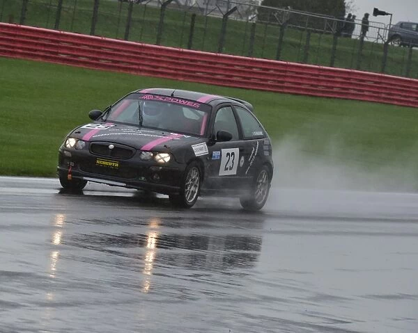 CM5 7036 Maddy Maguire, MG ZR160