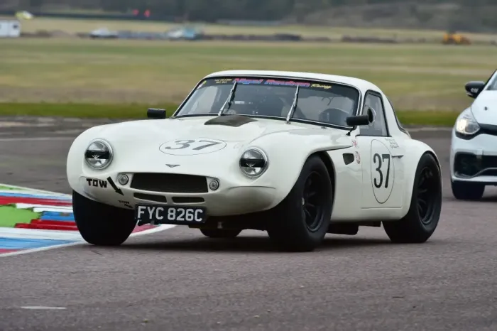 Framed Print : CM5 9542 Nigel Reuben, TVR Griffith Framed Print : CM5 9542 Nigel Reuben, TVR Griffith