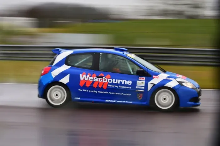 Framed Print : CM5 9817 Renault UK Clio Cup Framed Print : CM5 9817 Renault UK Clio Cup