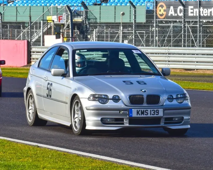 Framed Print : CM6 0162 Kathleen Sherry, BMW E46 Compact Framed Print : CM6 0162 Kathleen Sherry, BMW E46 Compact