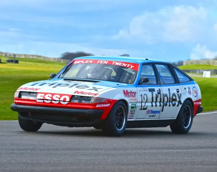 Rights Managed : CM6 2194 Adam Brindle, Nigel Greensall, Rover 3500 SD1 Rights Managed : CM6 2194 Adam Brindle, Nigel Greensall, Rover 3500 SD1