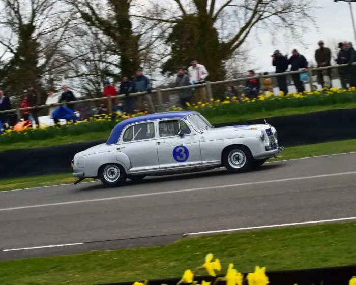 Rights Managed : CM6 3097 Stuart Imber, Mercedes-Benz 220S