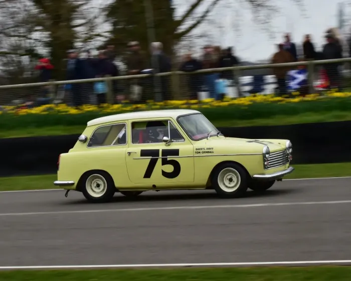 Rights Managed : CM6 3123 Thomas Grindall, Austin A40 Rights Managed : CM6 3123 Thomas Grindall, Austin A40