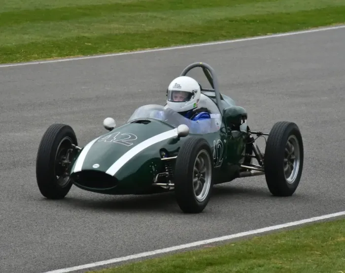 Rights Managed : CM6 3734 Jeremy Deeley, Cooper-BMC T52