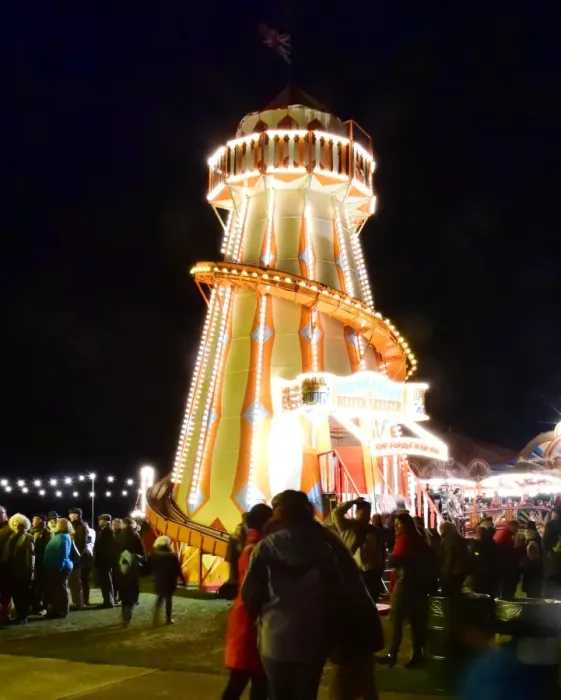 Rights Managed : CM6 3974 Helter Skelter Rights Managed : CM6 3974 Helter Skelter