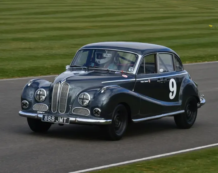 Rights Managed : CM6 4246 Peter James, BMW 502 V8 Rights Managed : CM6 4246 Peter James, BMW 502 V8