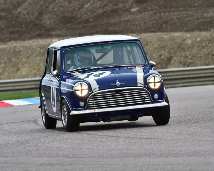 Framed Print : CM6 8282 Jonathan Milicevic, Morris Mini Cooper S Framed Print : CM6 8282 Jonathan Milicevic, Morris Mini Cooper S