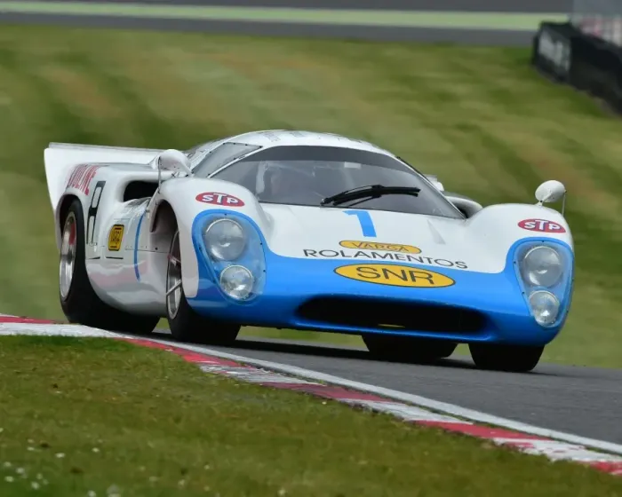 Framed Print : CM7 7493 Leo Voyazides, Simon Hadfield, Lola T70 MK3 B Framed Print : CM7 7493 Leo Voyazides, Simon Hadfield, Lola T70 MK3 B
