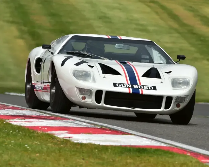 Framed Print : CM7 7547 David Cuff, Ford GT 40 Framed Print : CM7 7547 David Cuff, Ford GT 40