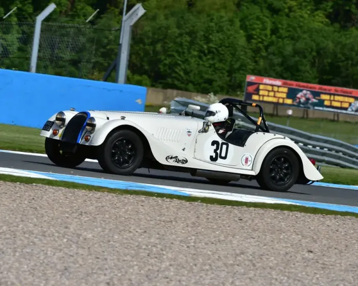 Framed Print : CM7 9945 Robin Pearce, Morgan Plus 8 Framed Print : CM7 9945 Robin Pearce, Morgan Plus 8
