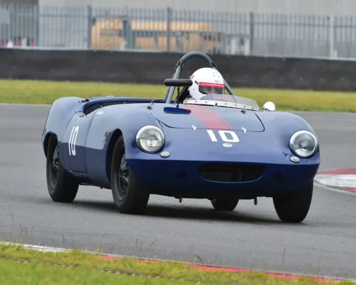 Framed Print : CM8 4891 Simon Hadfield, Elva Courier