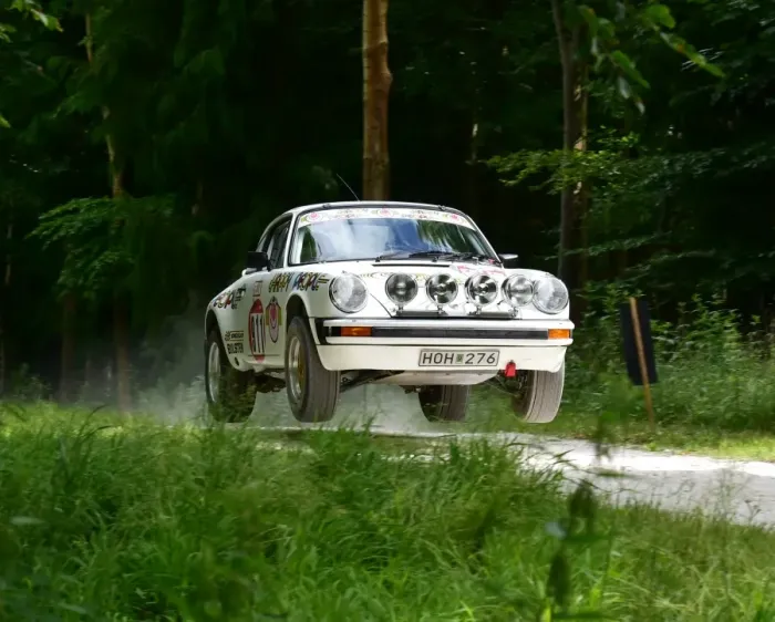 Rights Managed : CM8 7339 Johan-Frank Dirickx, Alan Benjamin, Porsche 911 SC Rights Managed : CM8 7339 Johan-Frank Dirickx, Alan Benjamin, Porsche 911 SC