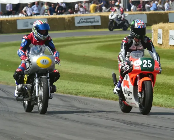 Rights Managed : CM8 8328 Ben Morris, Yamaha TZ250M, Troy Corser, BMW Kaczor R50S Rights Managed : CM8 8328 Ben Morris, Yamaha TZ250M, Troy Corser, BMW Kaczor R50S