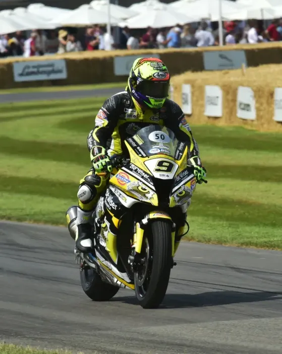 Rights Managed : CM8 8336 Chris Walker, Tommy Hill, Kawasaki ZX10R