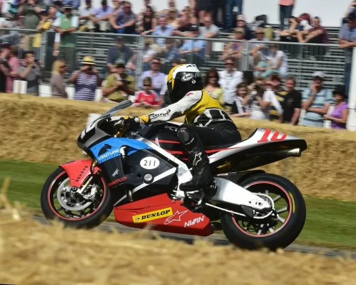 Rights Managed : CM8 8406 Kenny Roberts, KR211V-Honda Rights Managed : CM8 8406 Kenny Roberts, KR211V-Honda