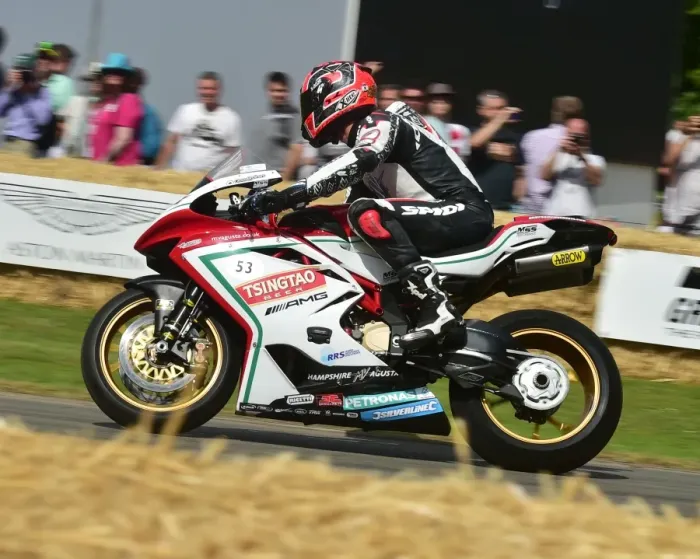Rights Managed : CM8 8416 Leon Camier, MV Agusta 1000 F4
